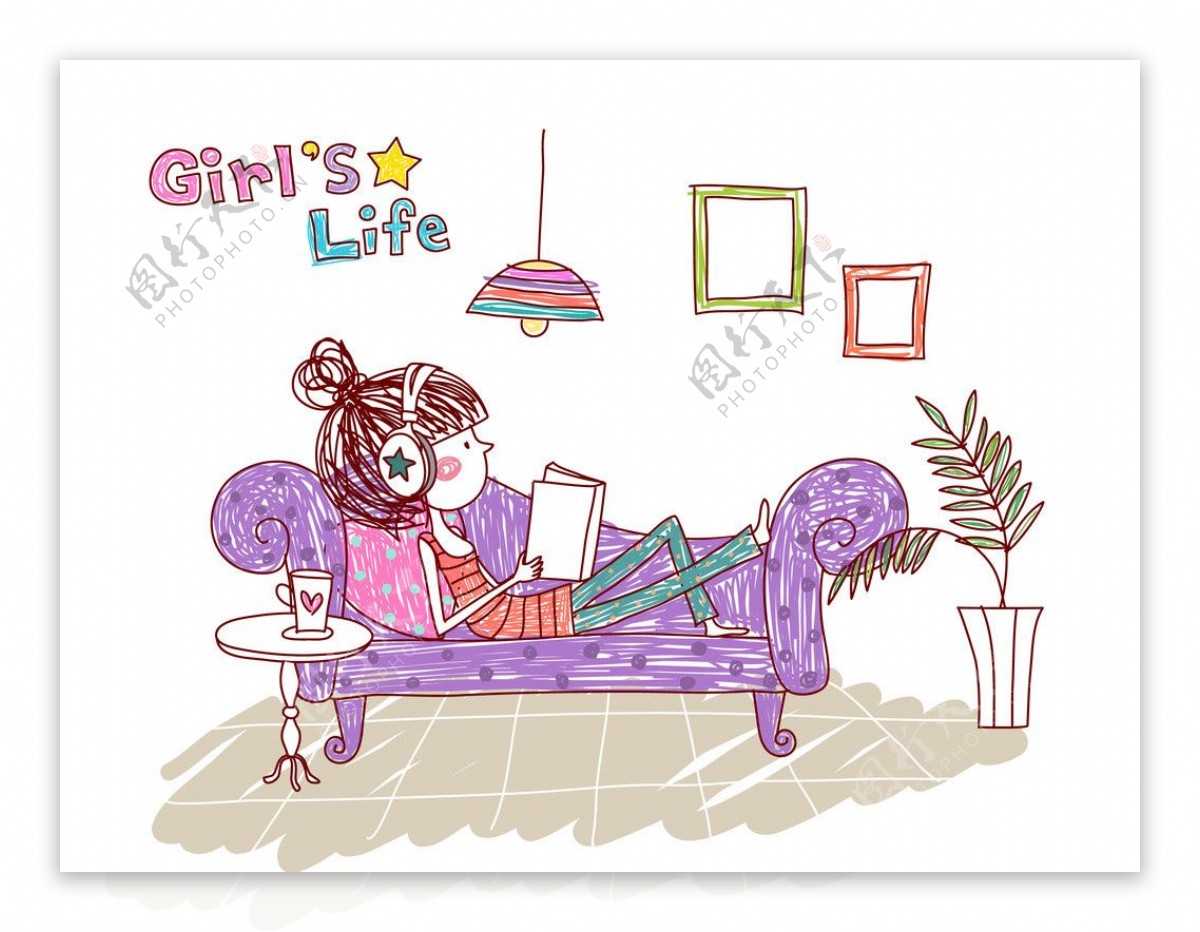 躺在沙发上看书的女孩图片