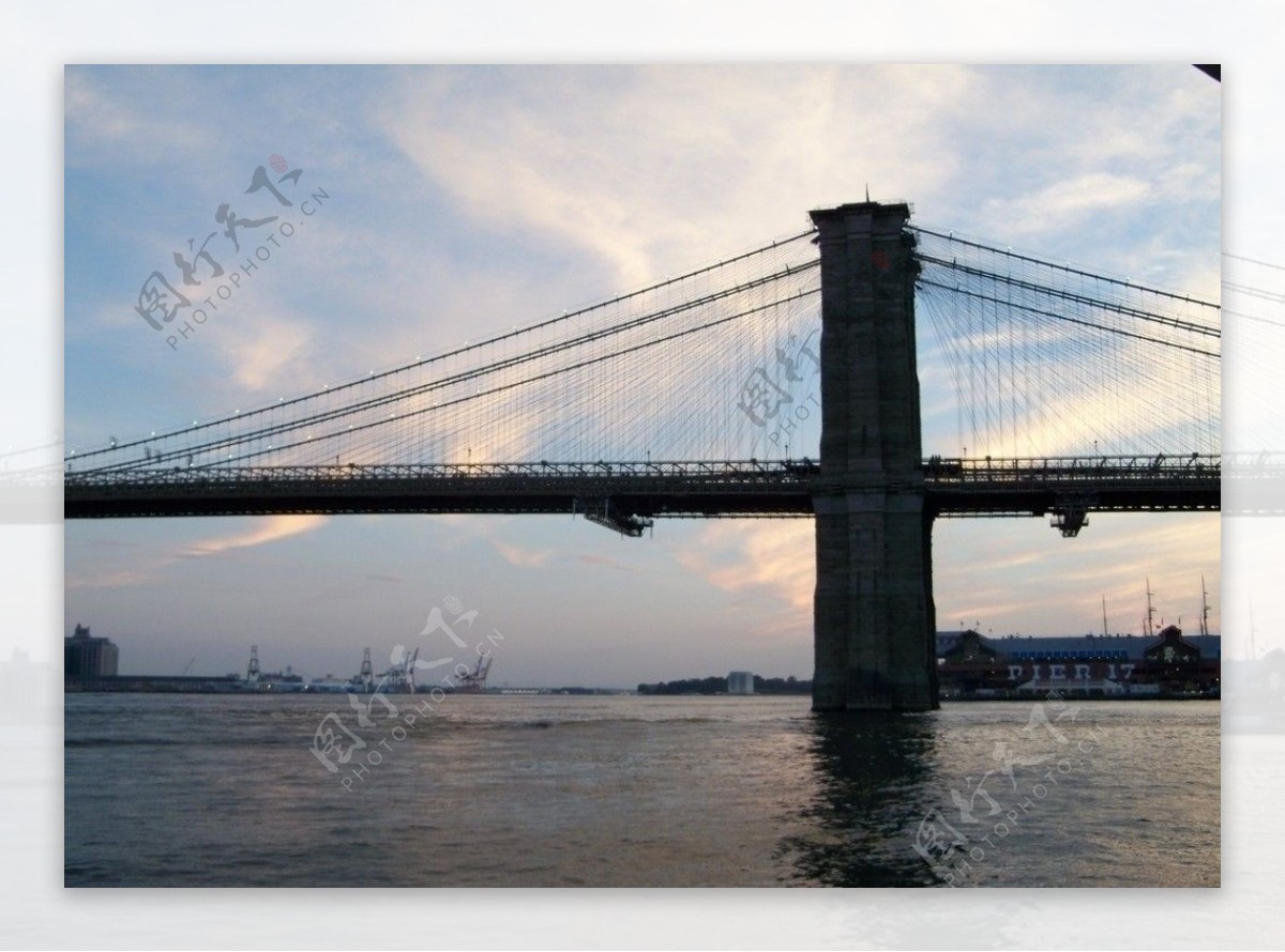 布鲁克林桥图片