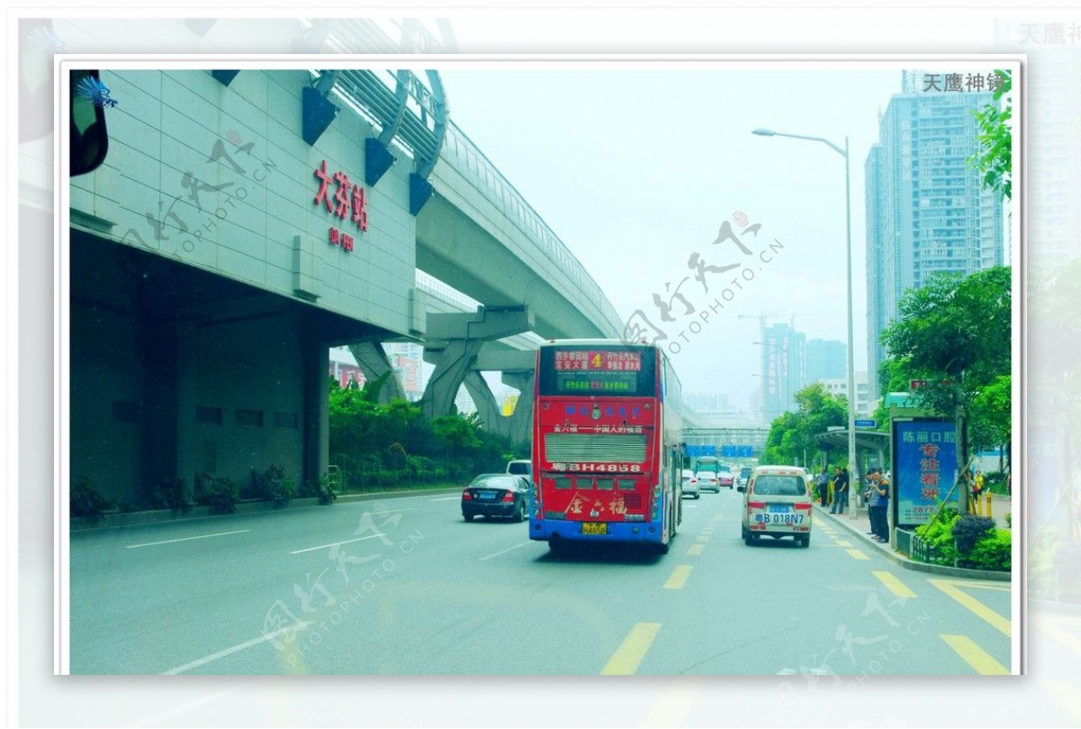 交通建设沿路风景图片