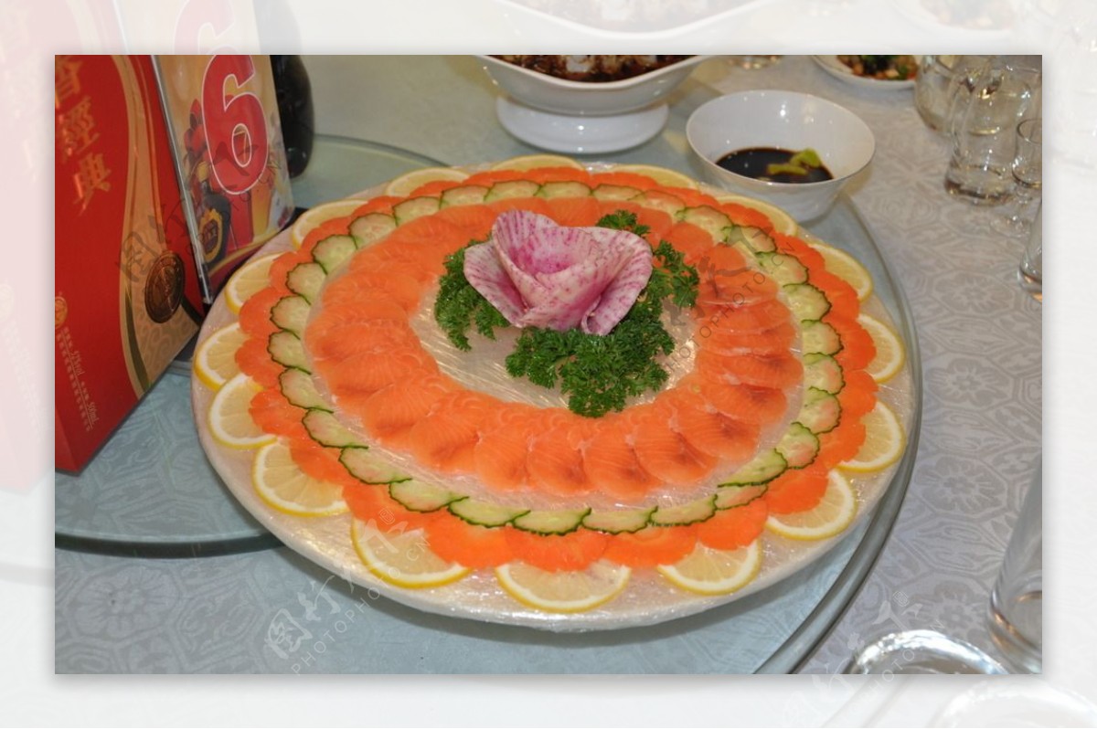 三文鱼雕花图片