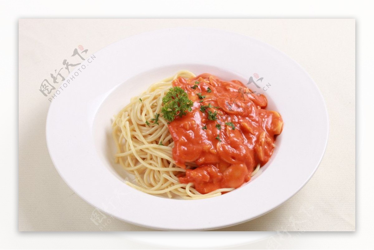意大利番茄面图片