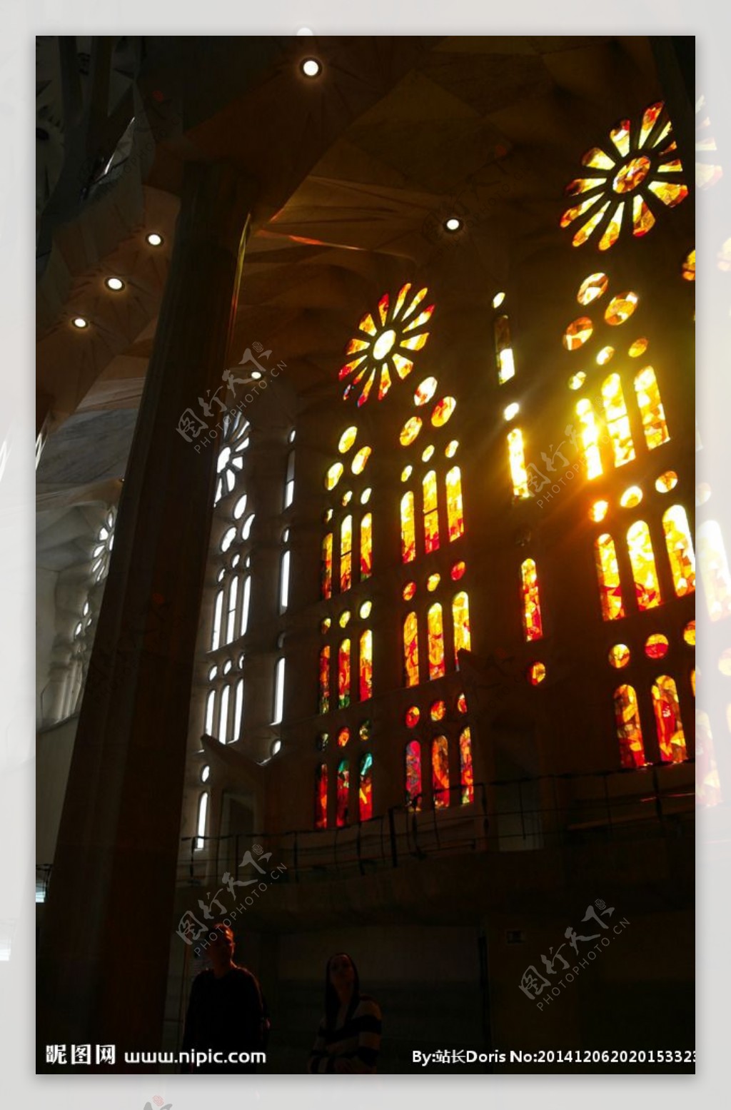 圣家族教堂玻璃窗图片