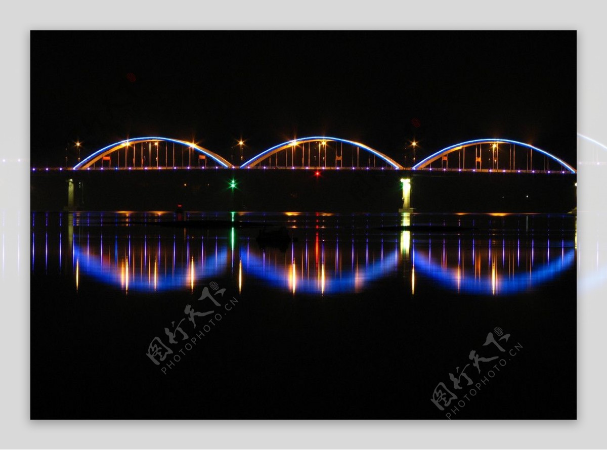 橋之美图片
