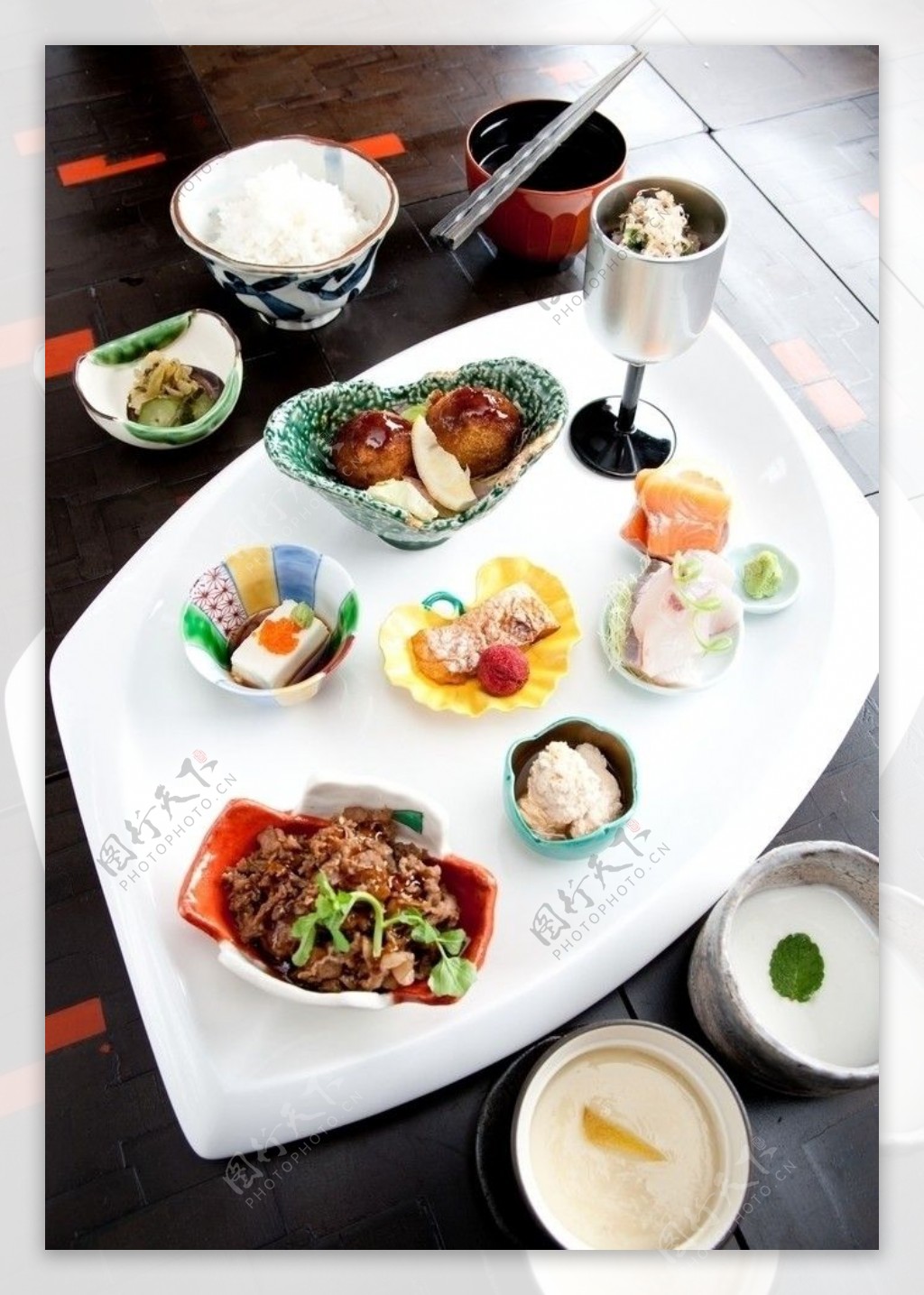 日本怀石料理定食套餐图片