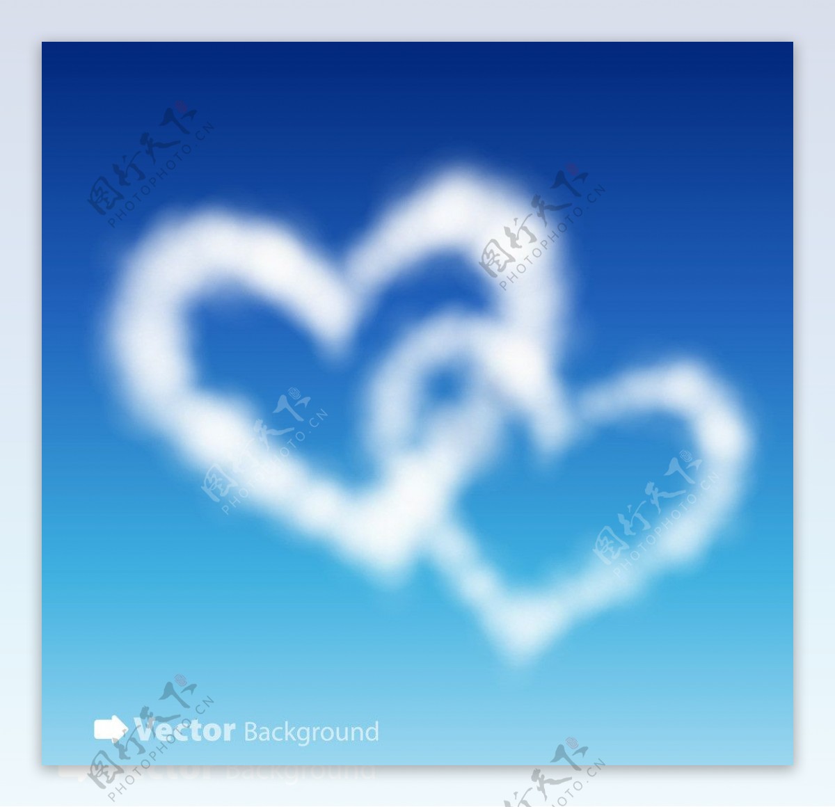 绿色原野天空蓝天白云形成的爱心图片素材-编号16543308-图行天下