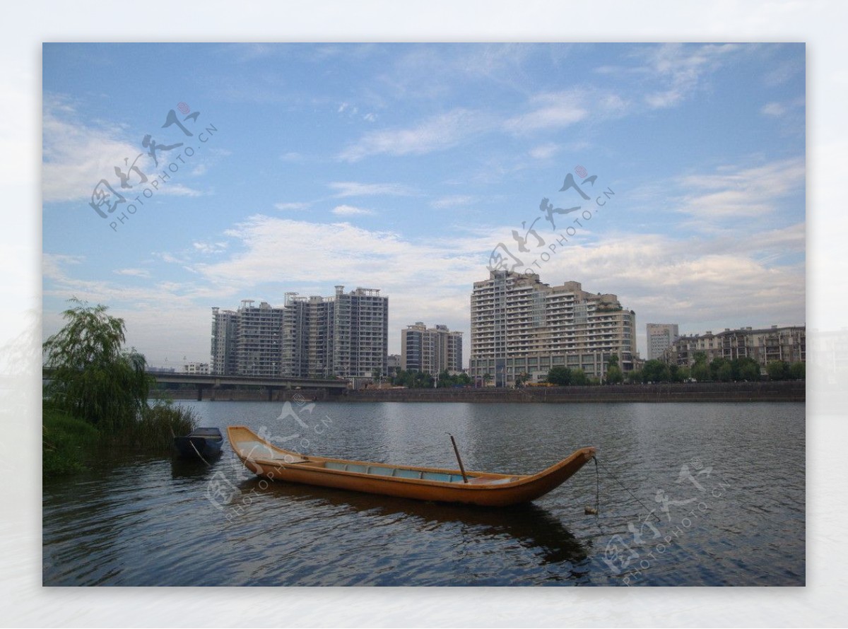 新安渔舟图片