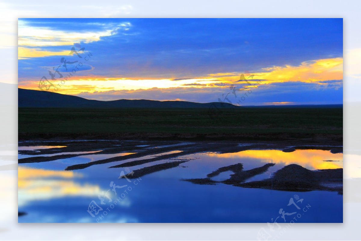 鄂陵湖暮色图片