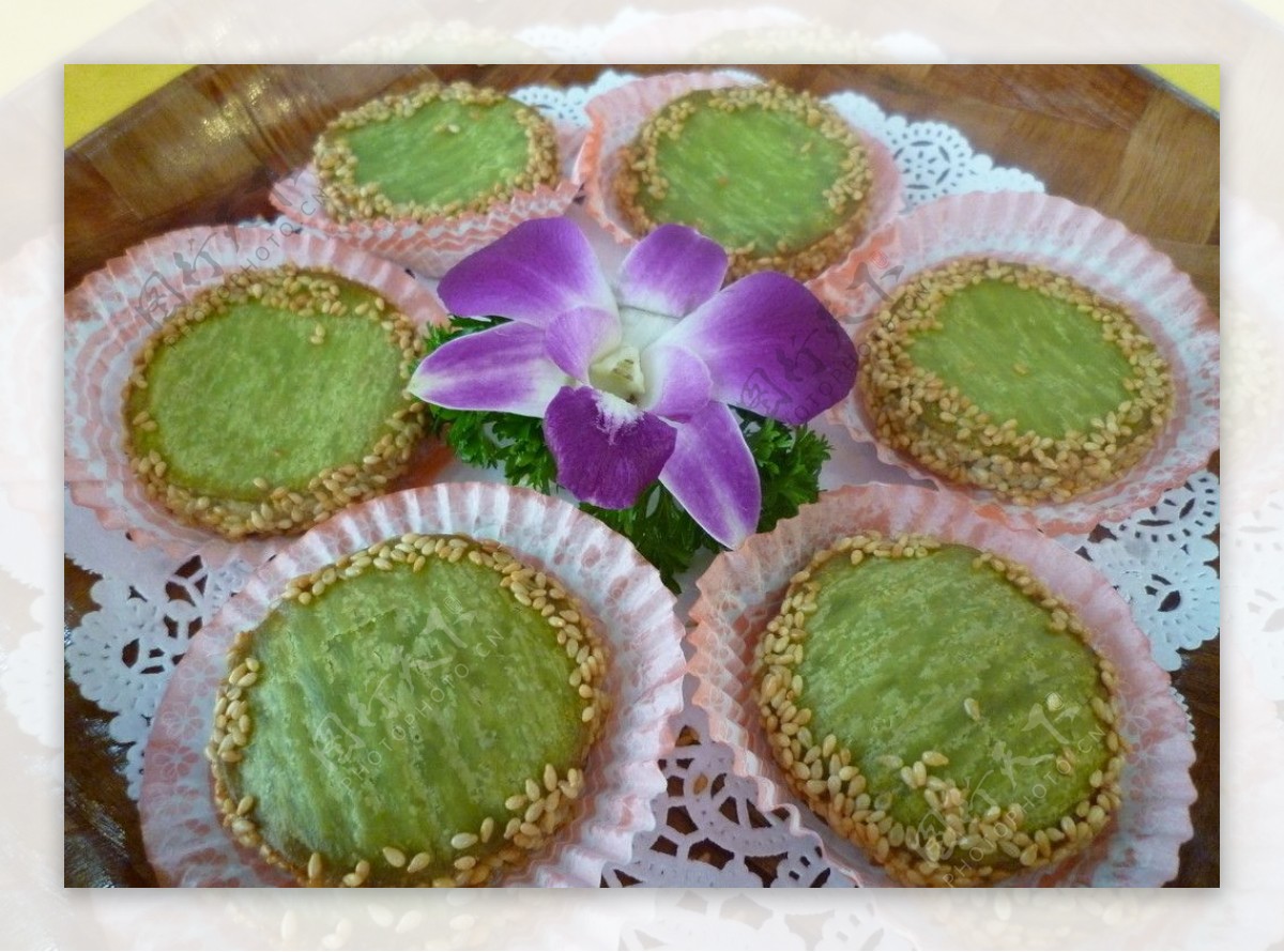 芝麻绿茶饼图片