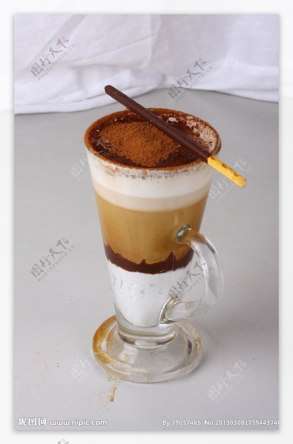 提拉米苏咖啡图片
