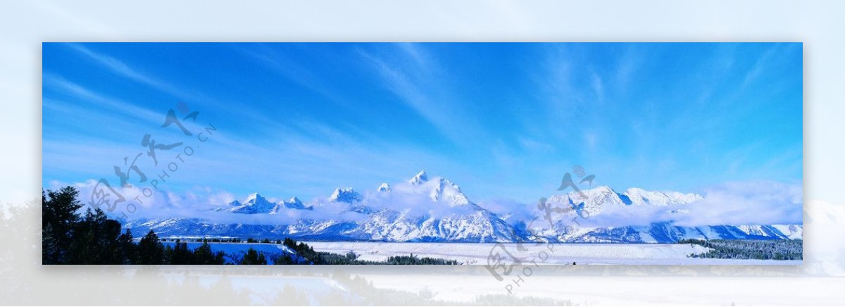 雪地巨幅风景图片