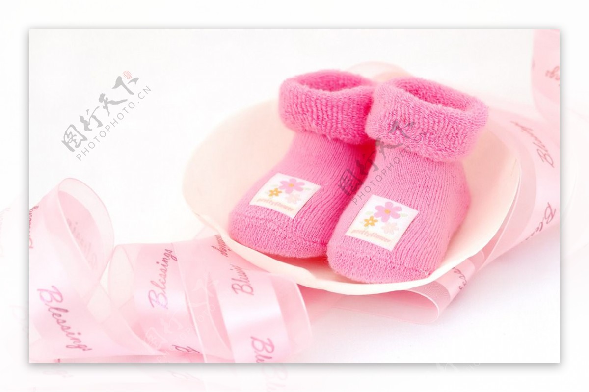 粉色针织婴儿鞋