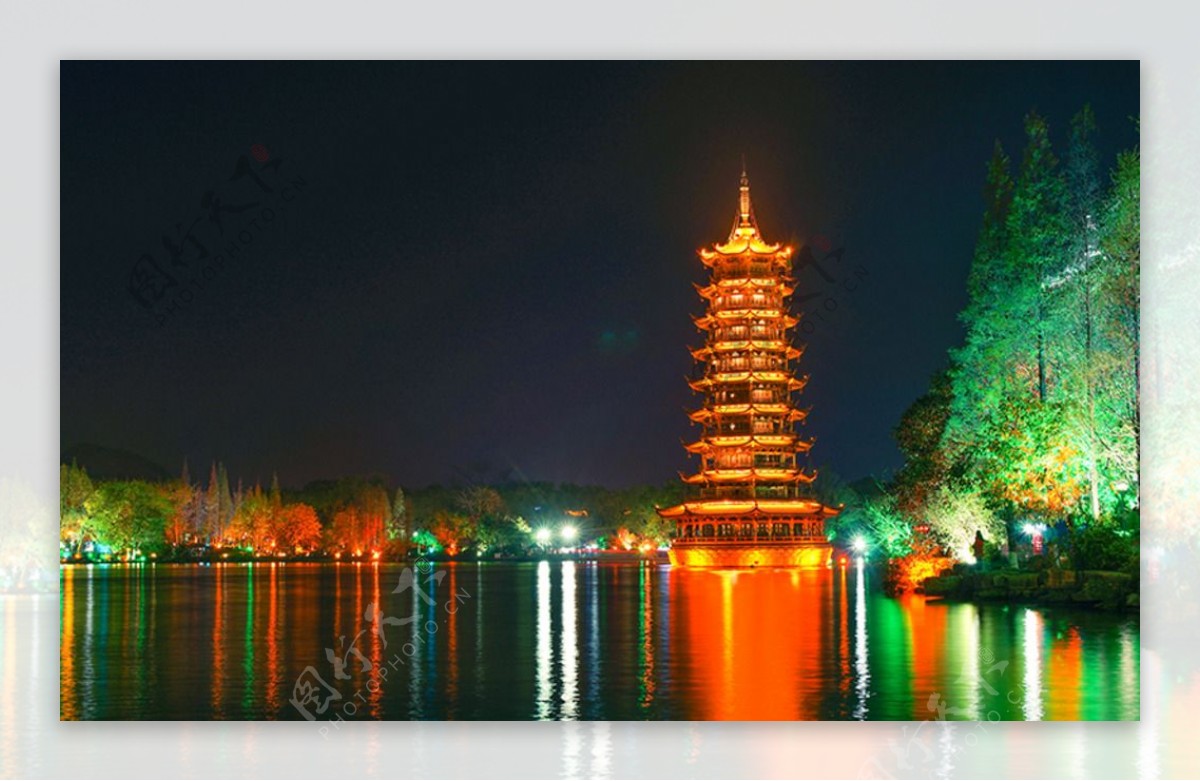 桂林夜景日月双塔宝塔