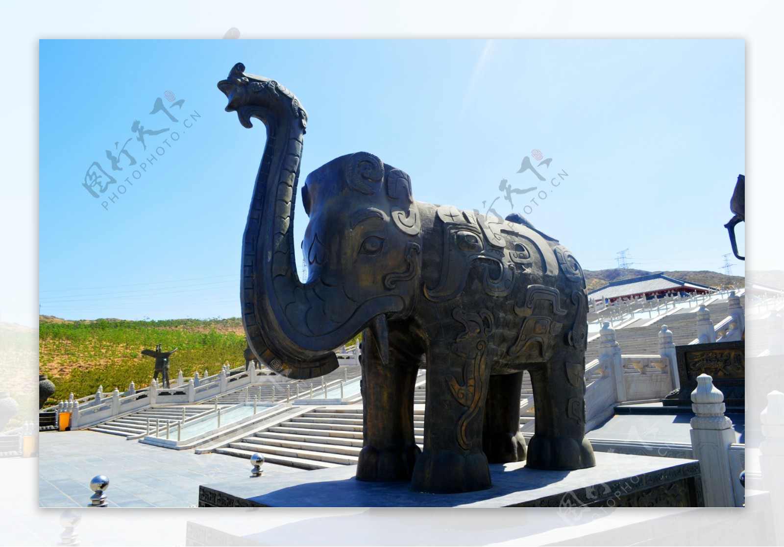 中华黄河坛铜象