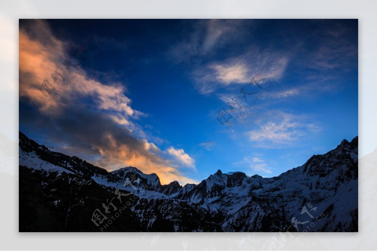 尼泊尔雪山