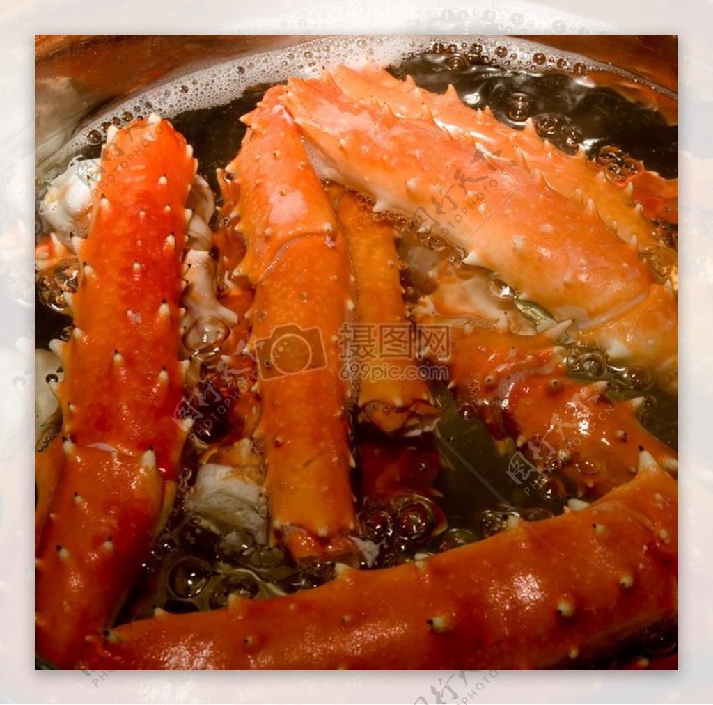 煮熟的螃蟹腿