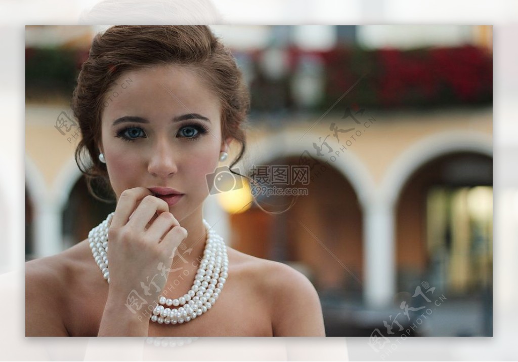女人女孩模型肖像化妆漂亮做向上新娘项链黑发神经