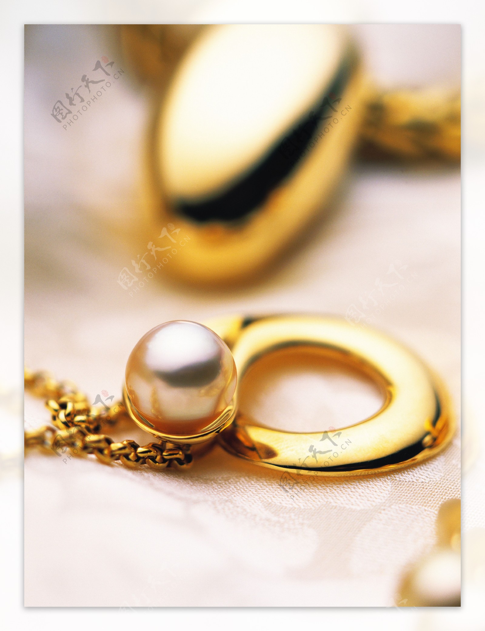 珍珠黄金饰品图片