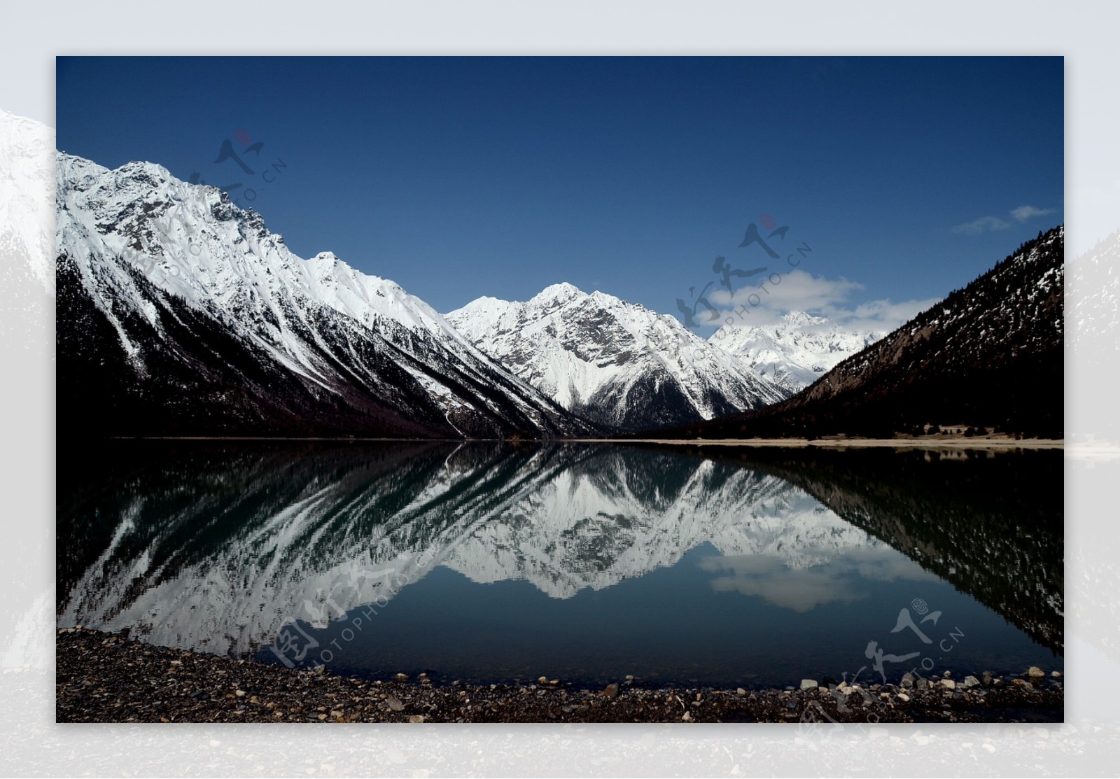 西藏然乌湖风景