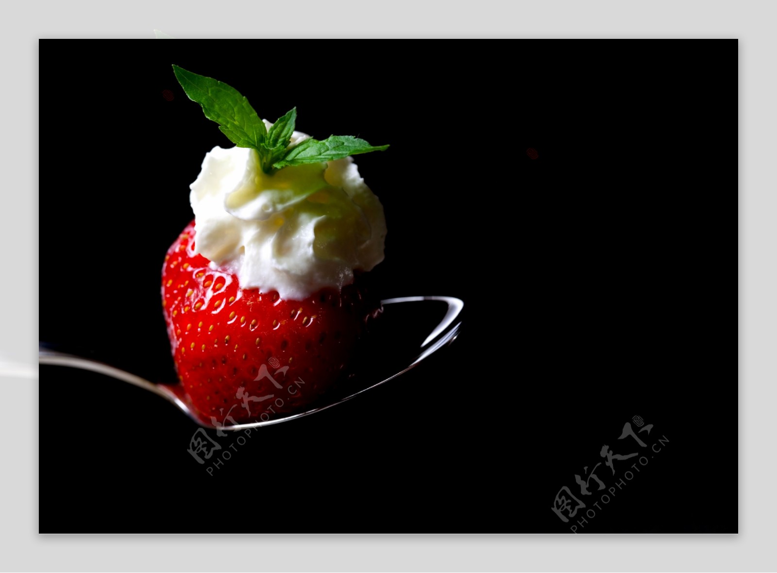 奶油草莓|水果|牛奶|产品摄影|摄影|产品|自在视觉 - 原创作品 - 站酷 (ZCOOL)