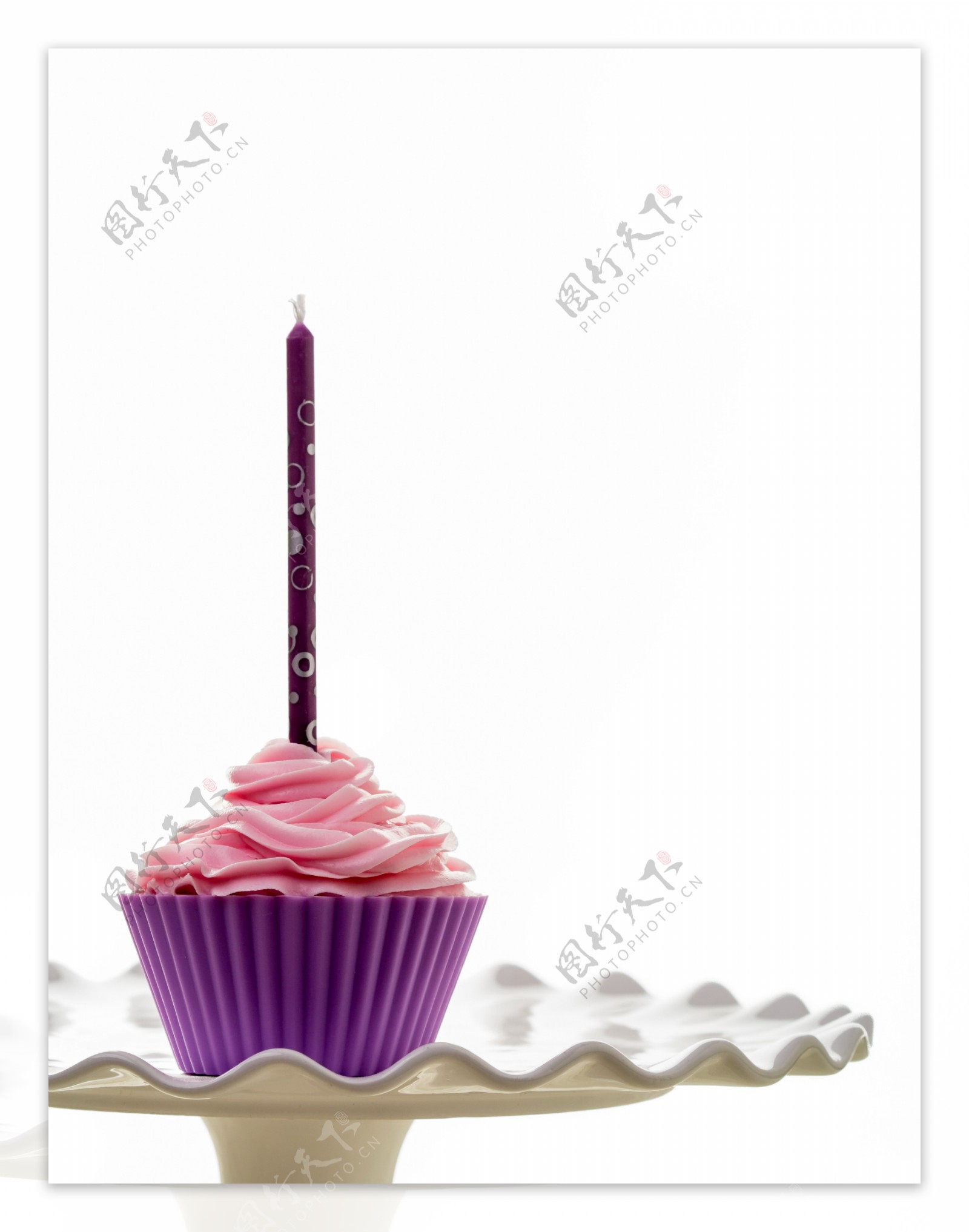 粉色紫色蛋糕图片
