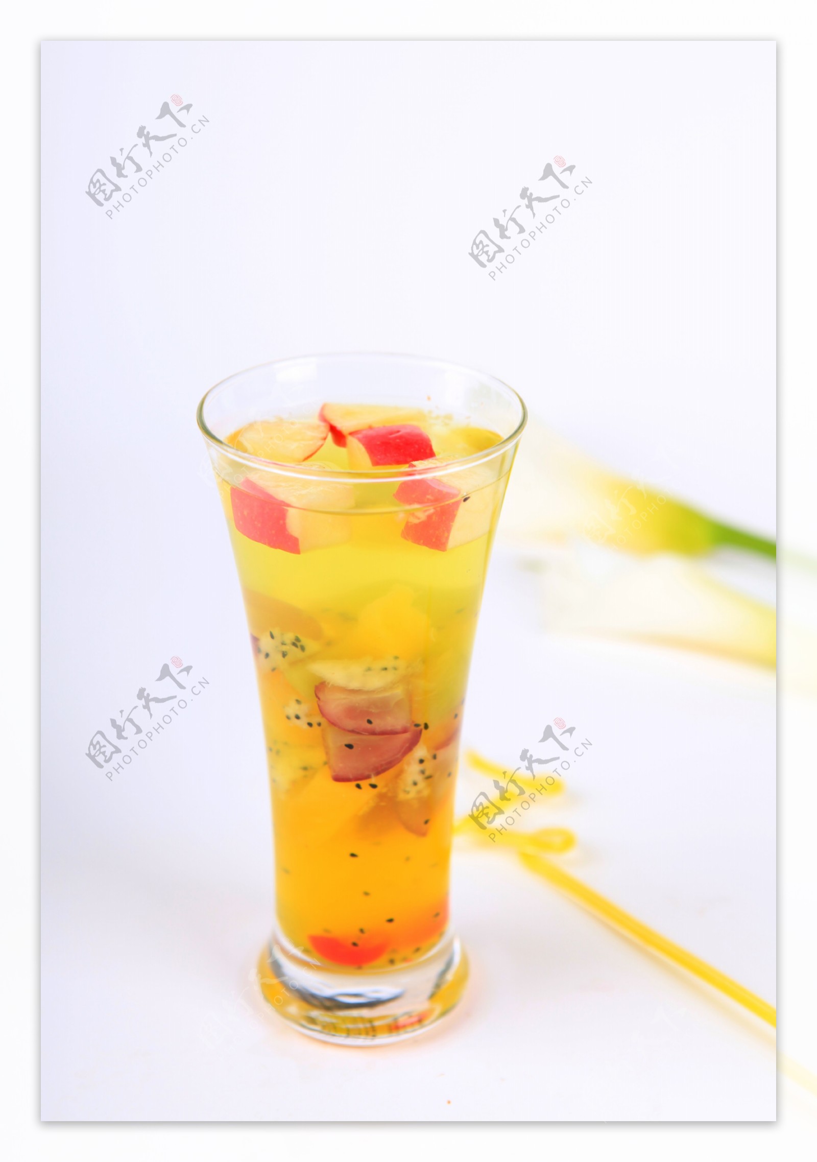 加果粒水果饮料图片