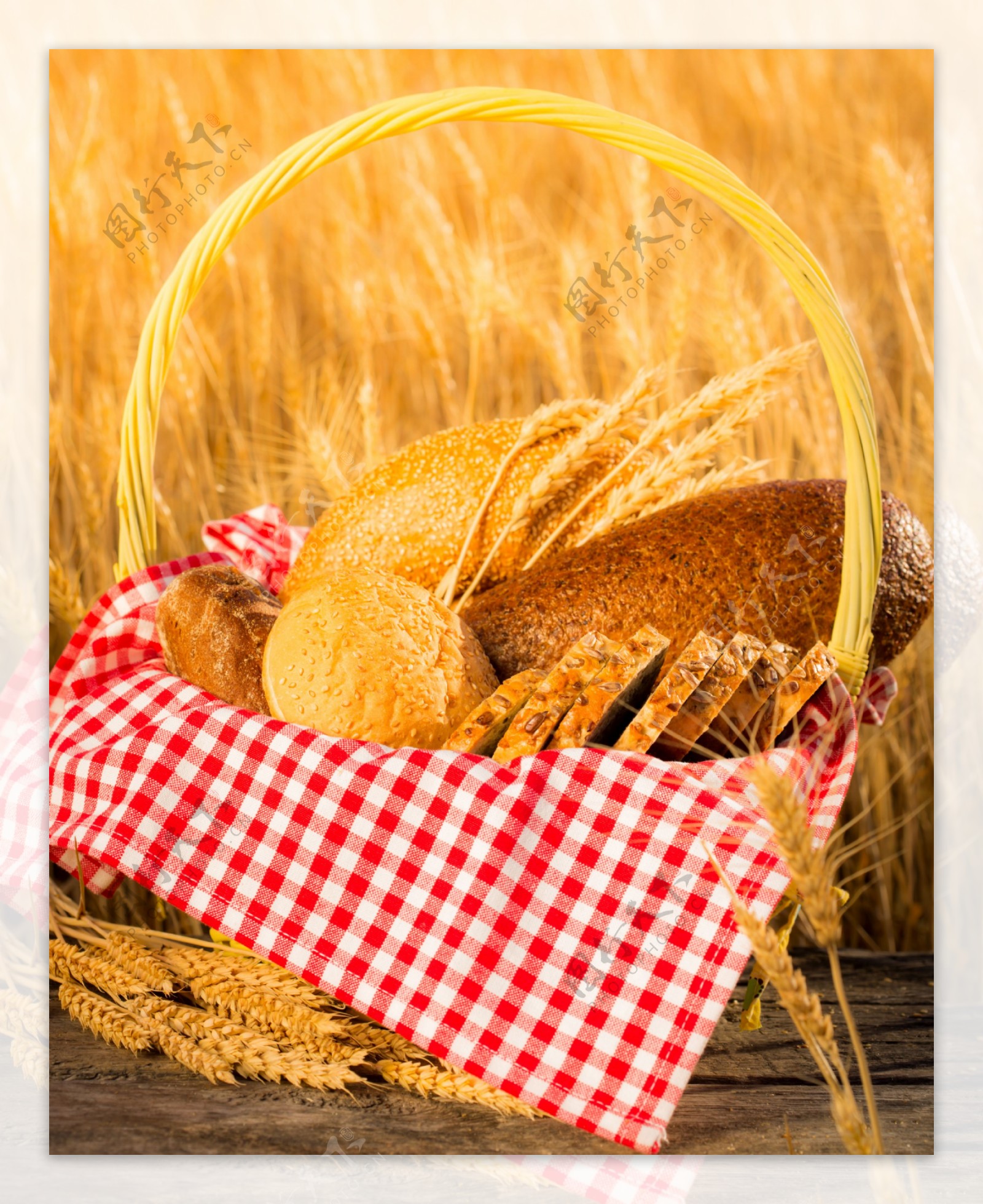 面包美食与麦子图片