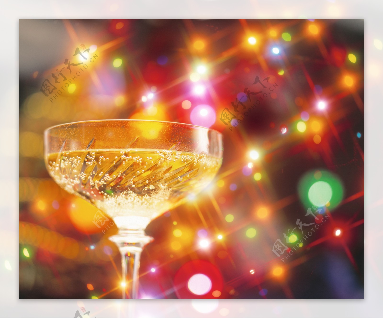 圣诞背景高清图片玻璃酒杯