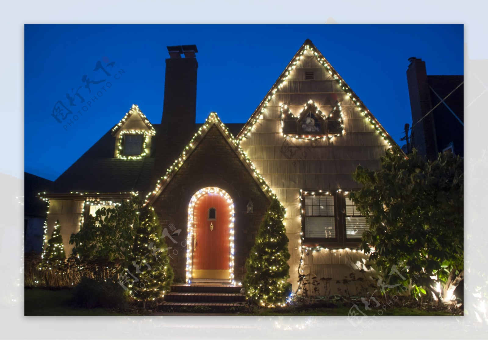 圣诞节彩灯房屋装饰图片