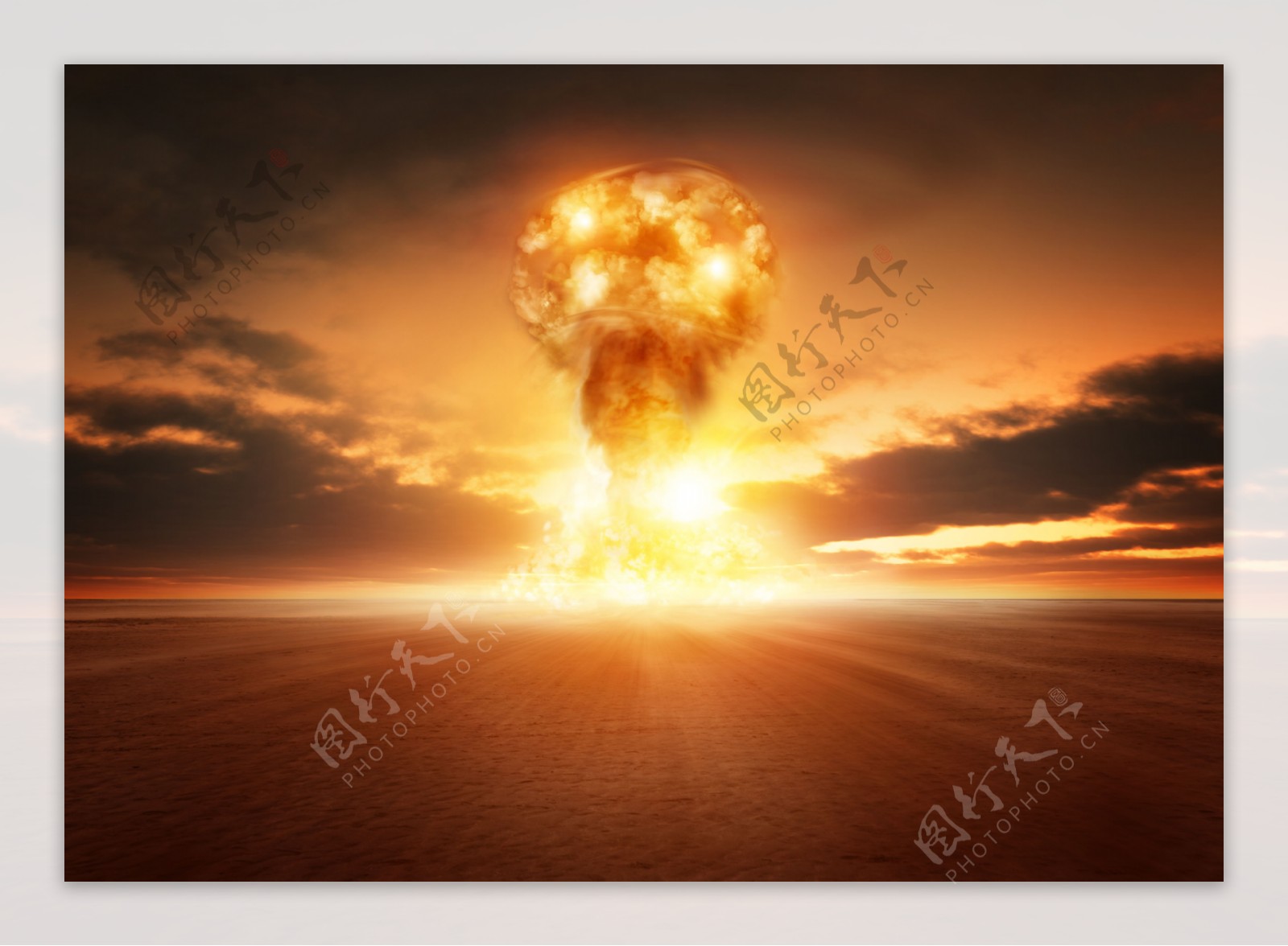 沙漠原子弹爆炸图片