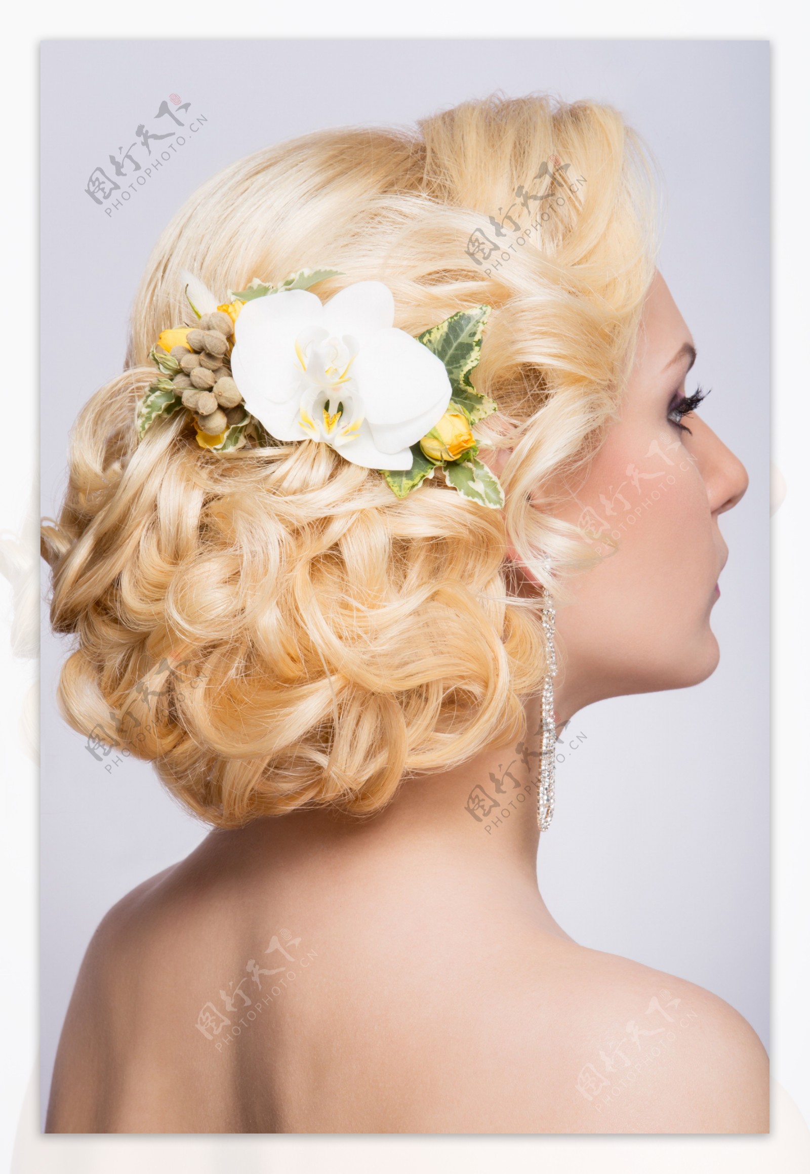 唯美新娘发型图片