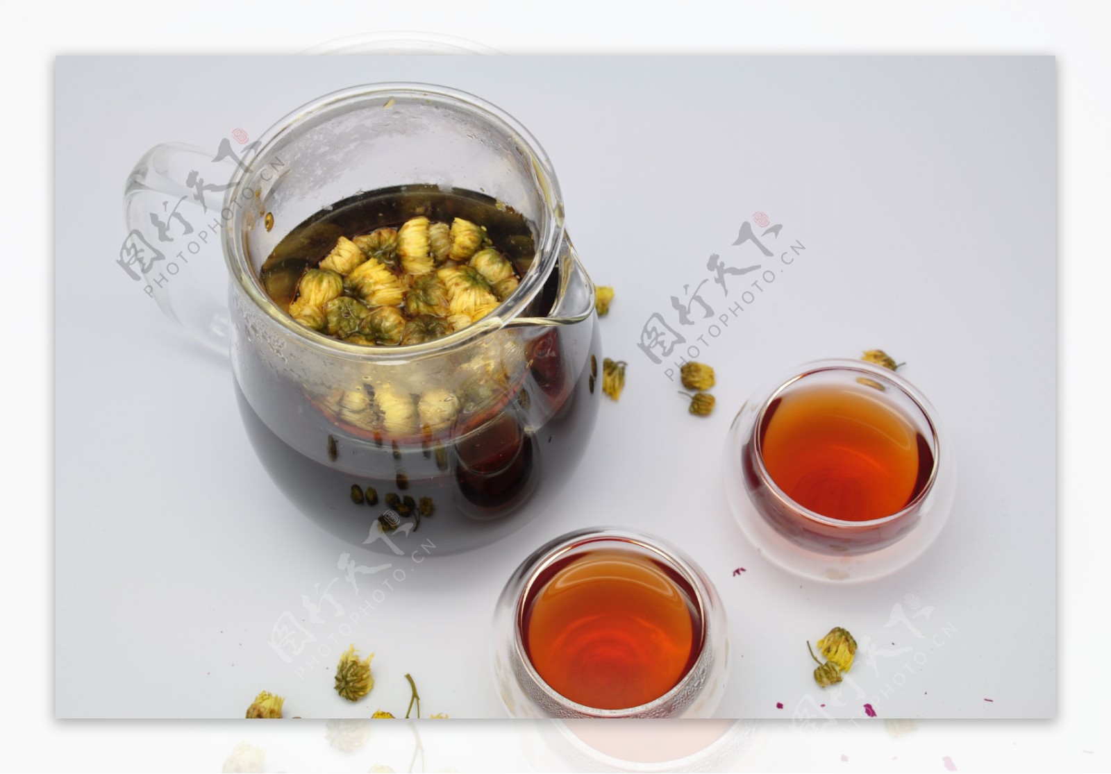 蜂蜜菊花普洱茶图片