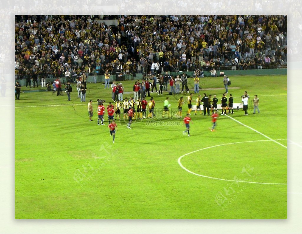 SoccerMatchPearolindependiente358818.JPG