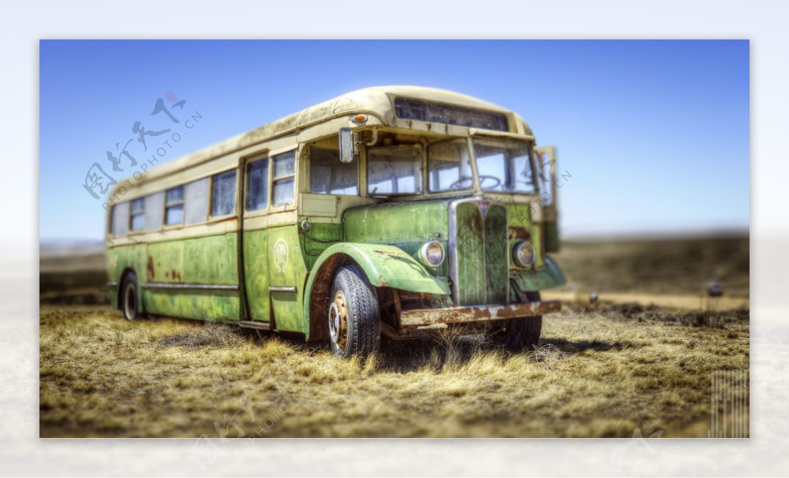 老式公交车图片