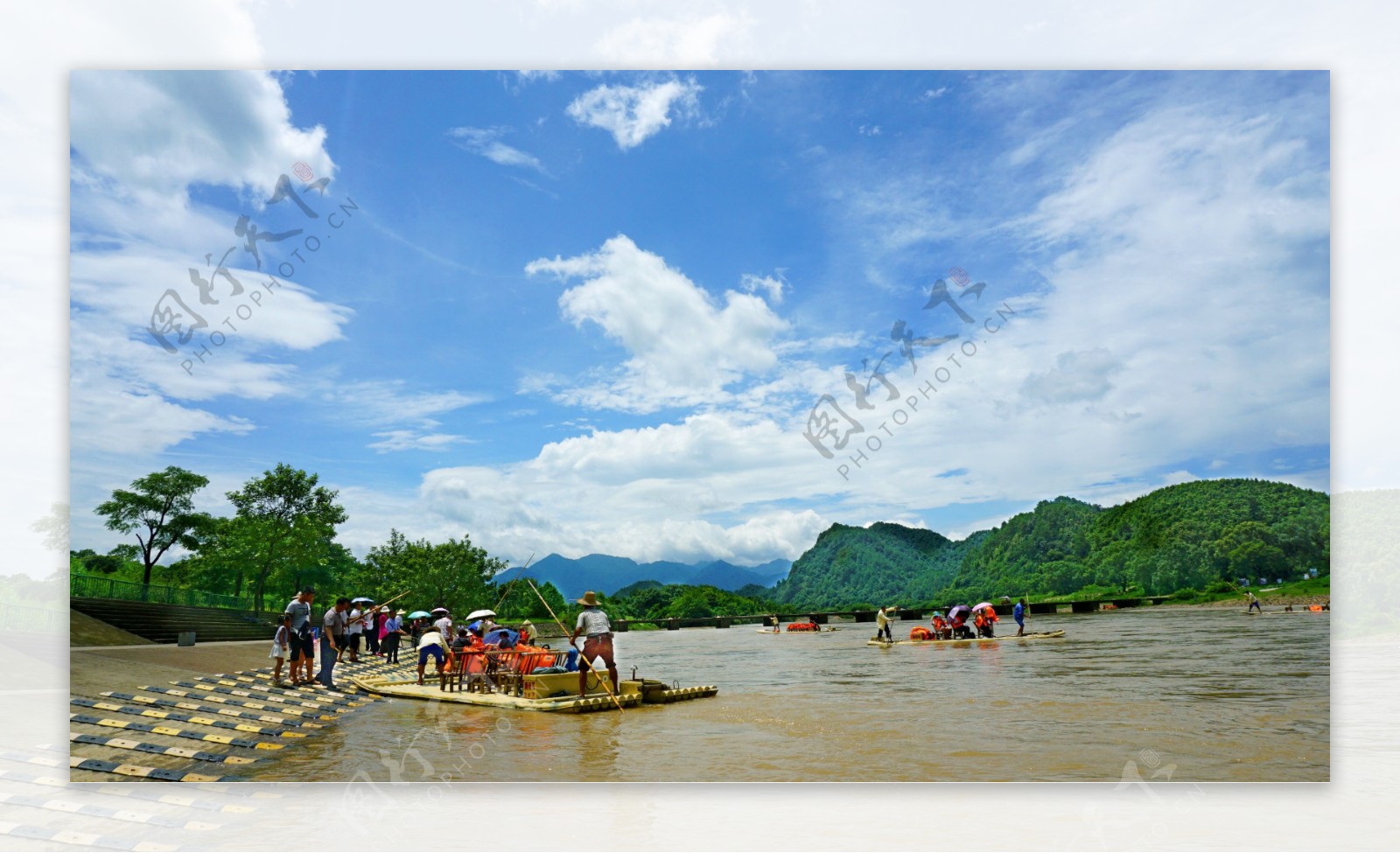 泸溪河漂流图片