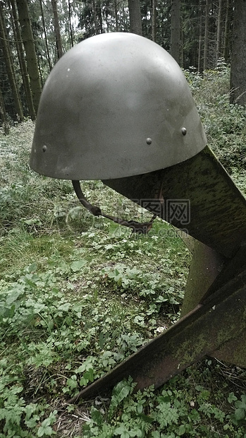 战争年代的头盔