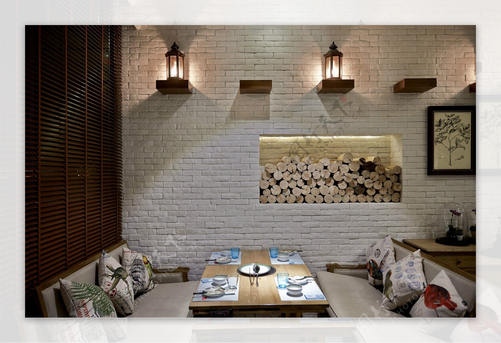 文雅复古风餐区白色墙面工装效果图