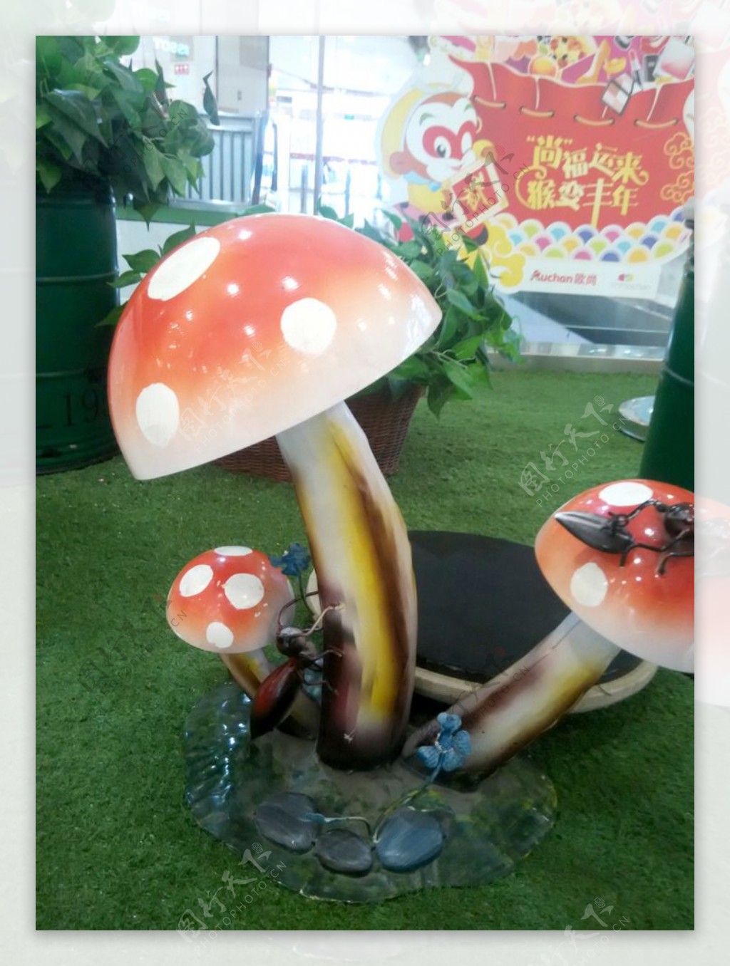 卡通雕塑蘑菇模型