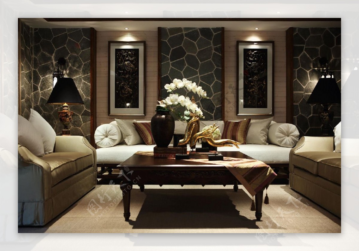 中式奢华墨绿色花纹挂饰客厅室内装修效果图