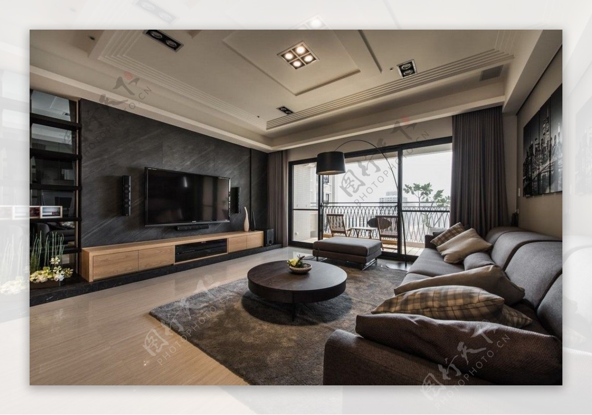 现代时尚客厅深褐色地毯室内装修效果图