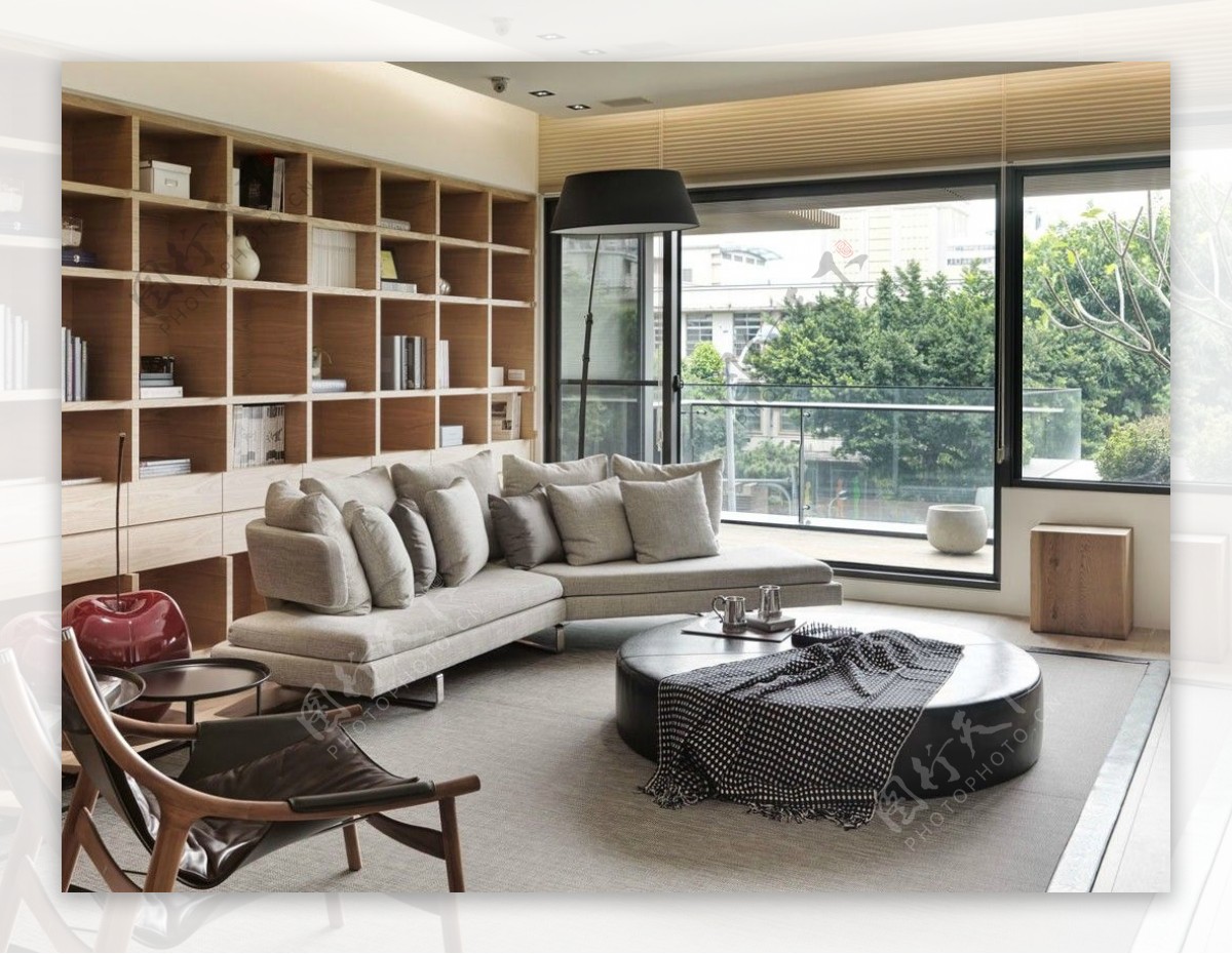现代雅致客厅米色沙发室内装修效果图
