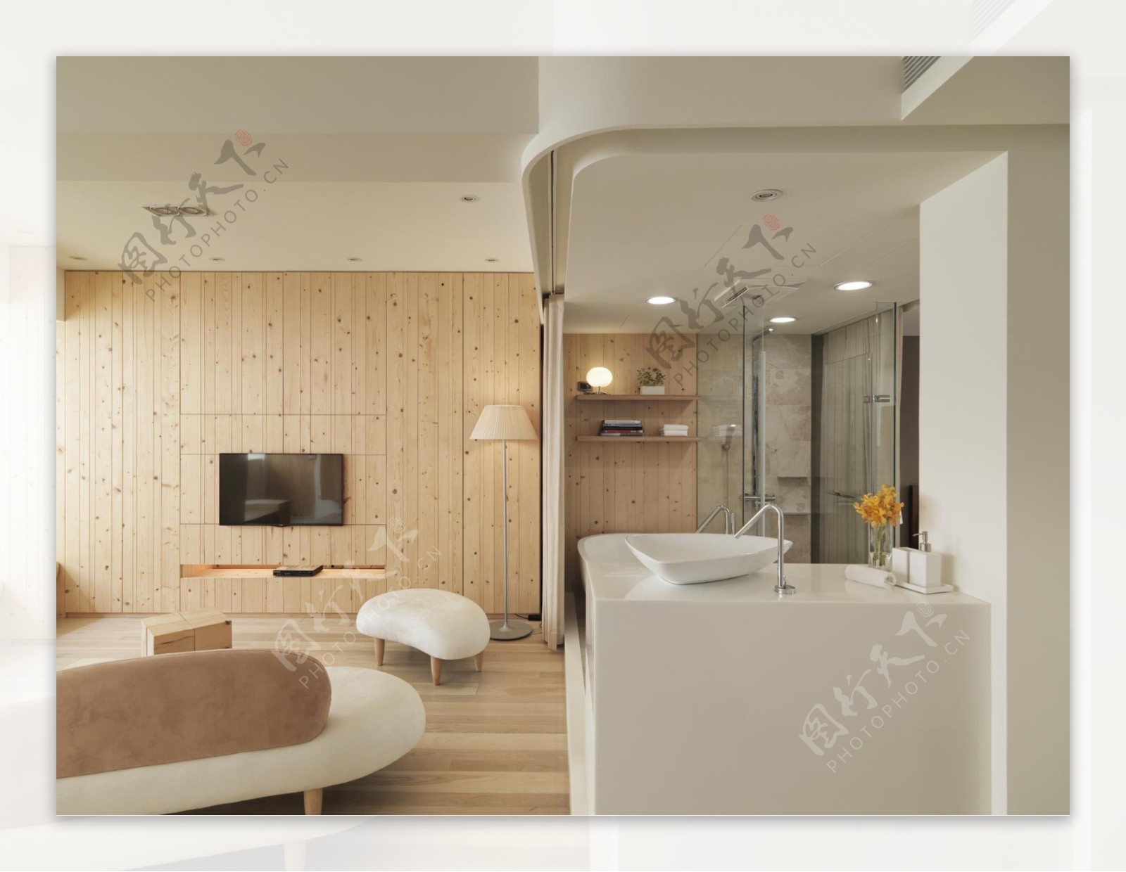 现代时尚客厅亮褐色背景墙室内装修效果图