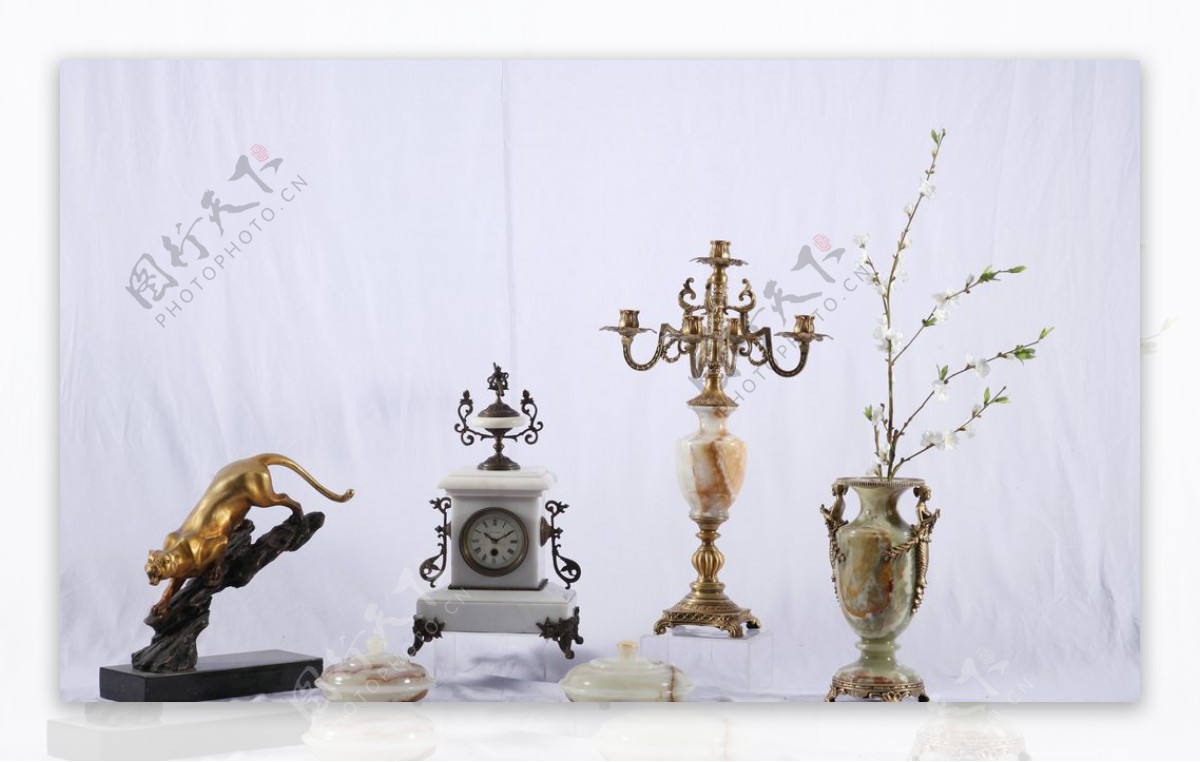欧式时钟花瓶烛台摆件组合图