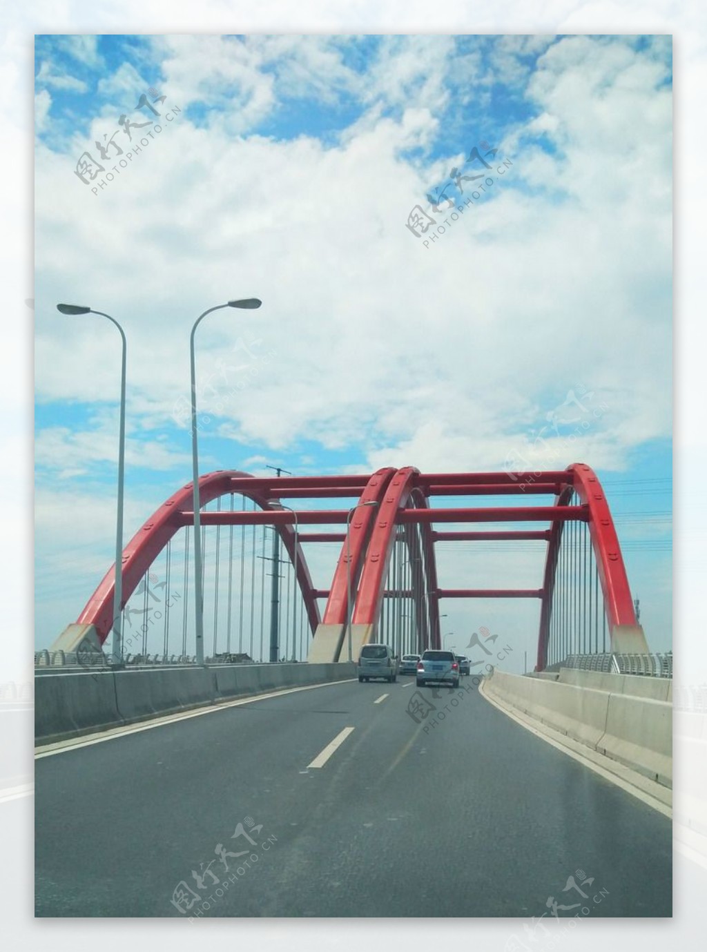 红色桥