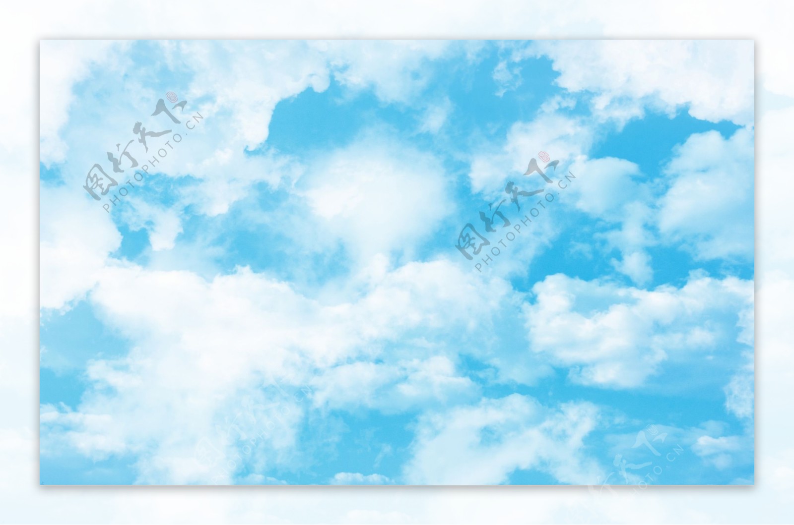 蓝色背景蓝天白云顶画艺术墙面设