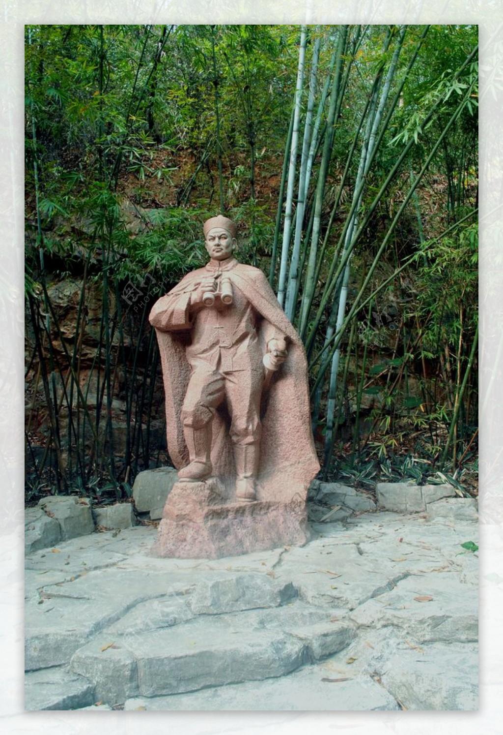邓世昌雕像