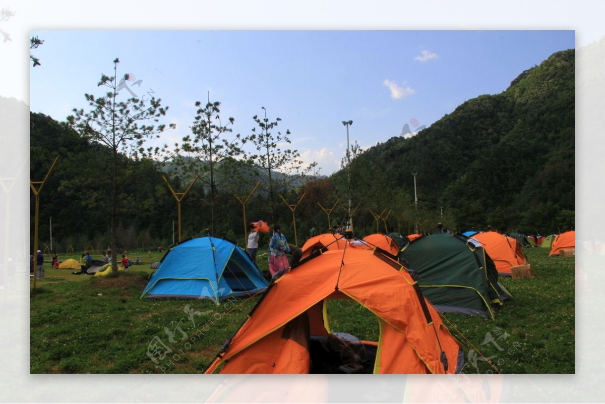 露营紫博山帐篷