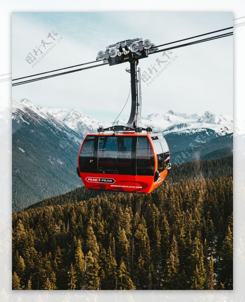 高清晰阿尔卑斯山滑雪圣地缆车壁纸下载