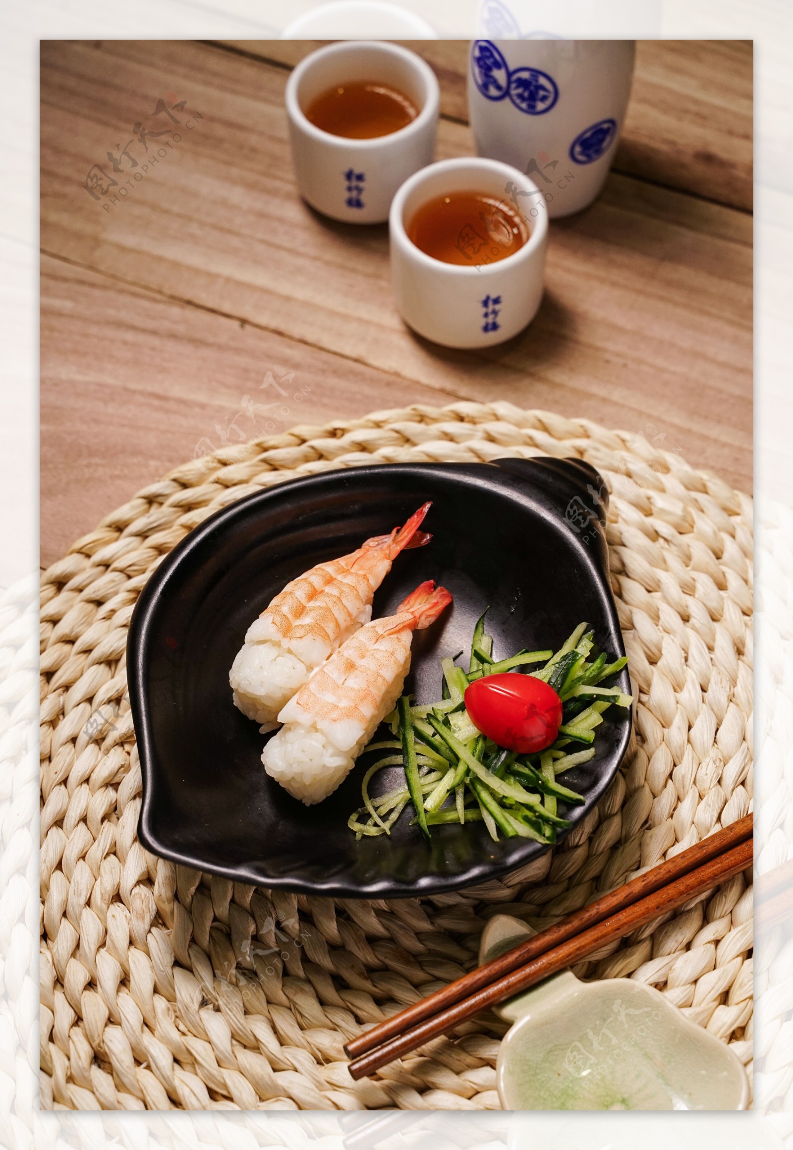 三文鱼甜虾寿司摄影图片-三文鱼甜虾寿司摄影作品-千库网