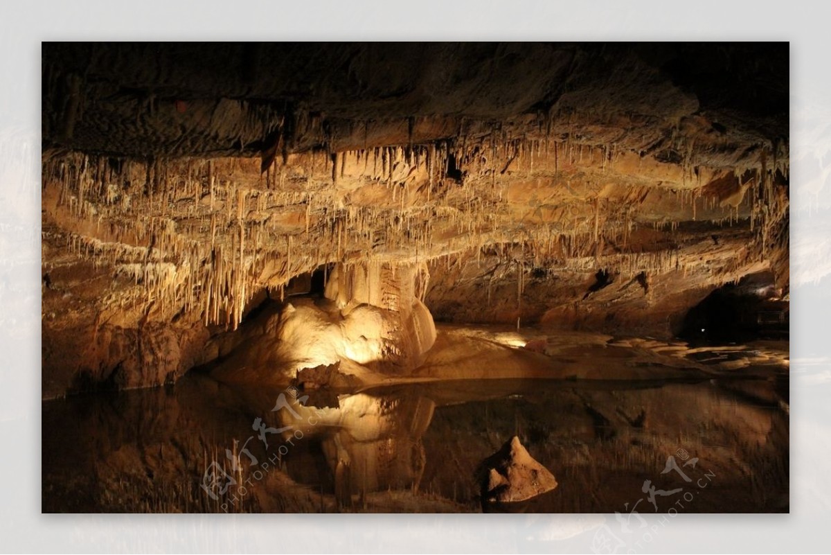 地下洞穴