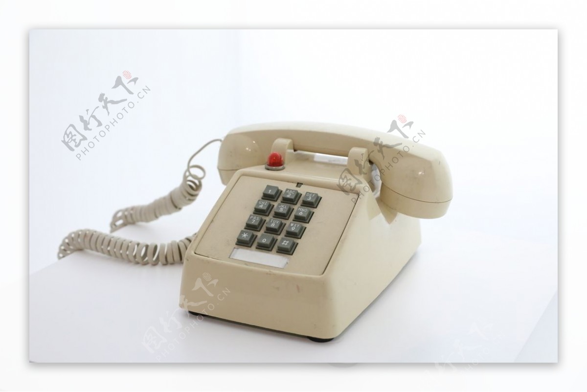 老式家庭座机电话